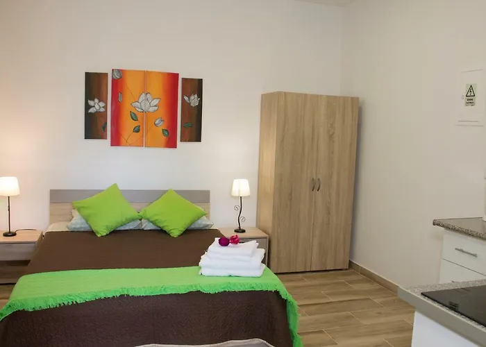 بيت ضيافة Tabua Village Madeira 4*