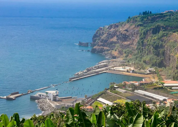 Tabua Village Madeira بيت ضيافة 4*