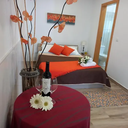 Pensjonat Tabua Village *