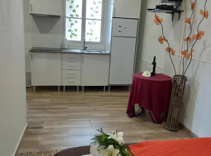 Tabua Village Madeira בית הארחה