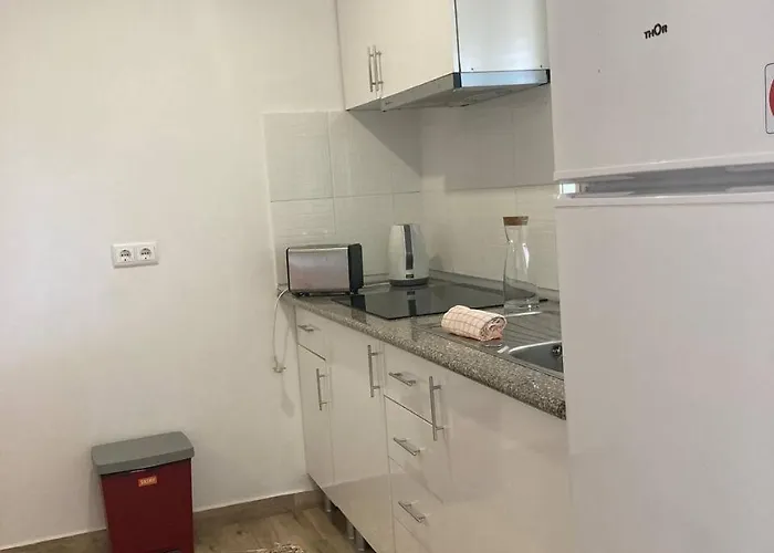 בית הארחה Tabua Village Madeira ריביירה בראבה