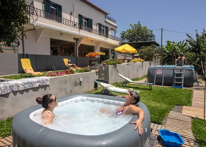 בית הארחה Tabua Village Madeira ריביירה בראבה